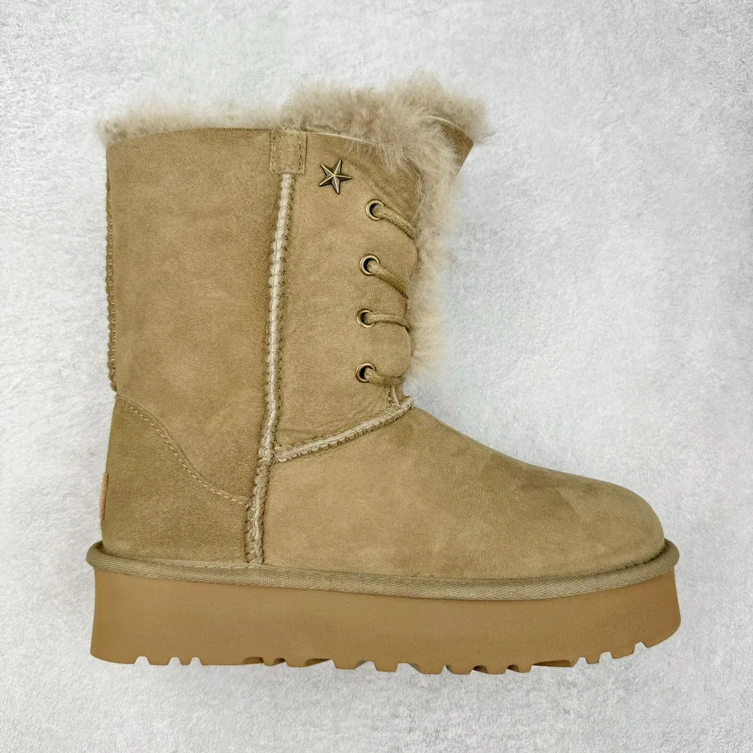 Pick up locally 💰600 UGG 1696 goddess style autumn and winter sheepskin and fur integrated snow boots. All shoes are made from the same factory as ZP. Longfeng A-grade Australian imported sheepskin and fur integrated women's boots. Brand OEM production line. Fully follow the ZP process. OEM original pattern maker. Adhering to the principle of no original shoes and no development selection. Pay attention to every detail. The most authentic version on the market TREADLITE "Light Wing" technology outsole Lightweight/durable/flexible/pile size: 35 36 37 38 39 40 Coding: by3936010